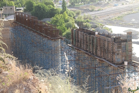 توقف کامل پروژه پل چهارم بشار / یاسوج در حسرت افتتاح پل جدید 